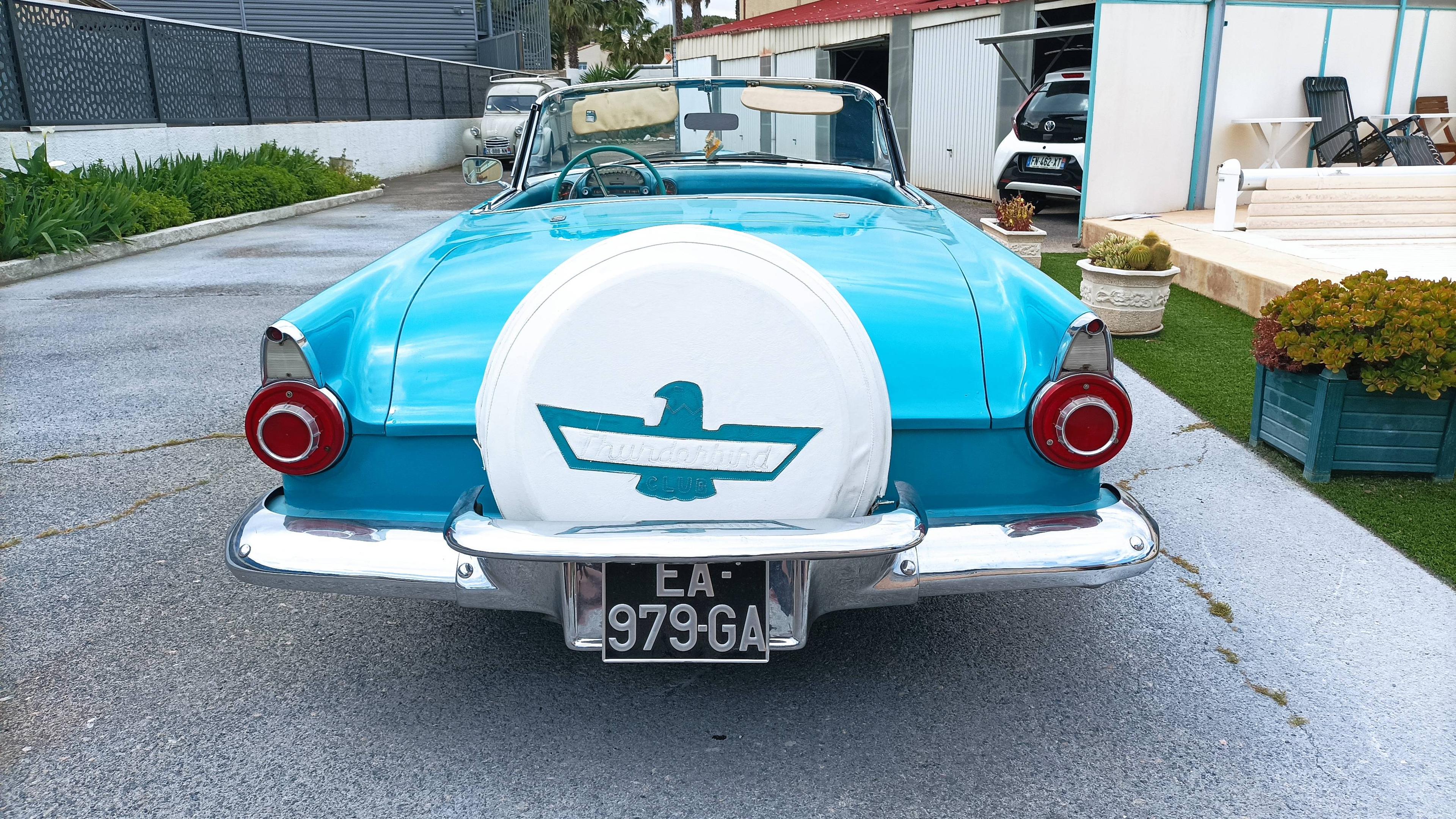 FORD THUNDERBIRD 