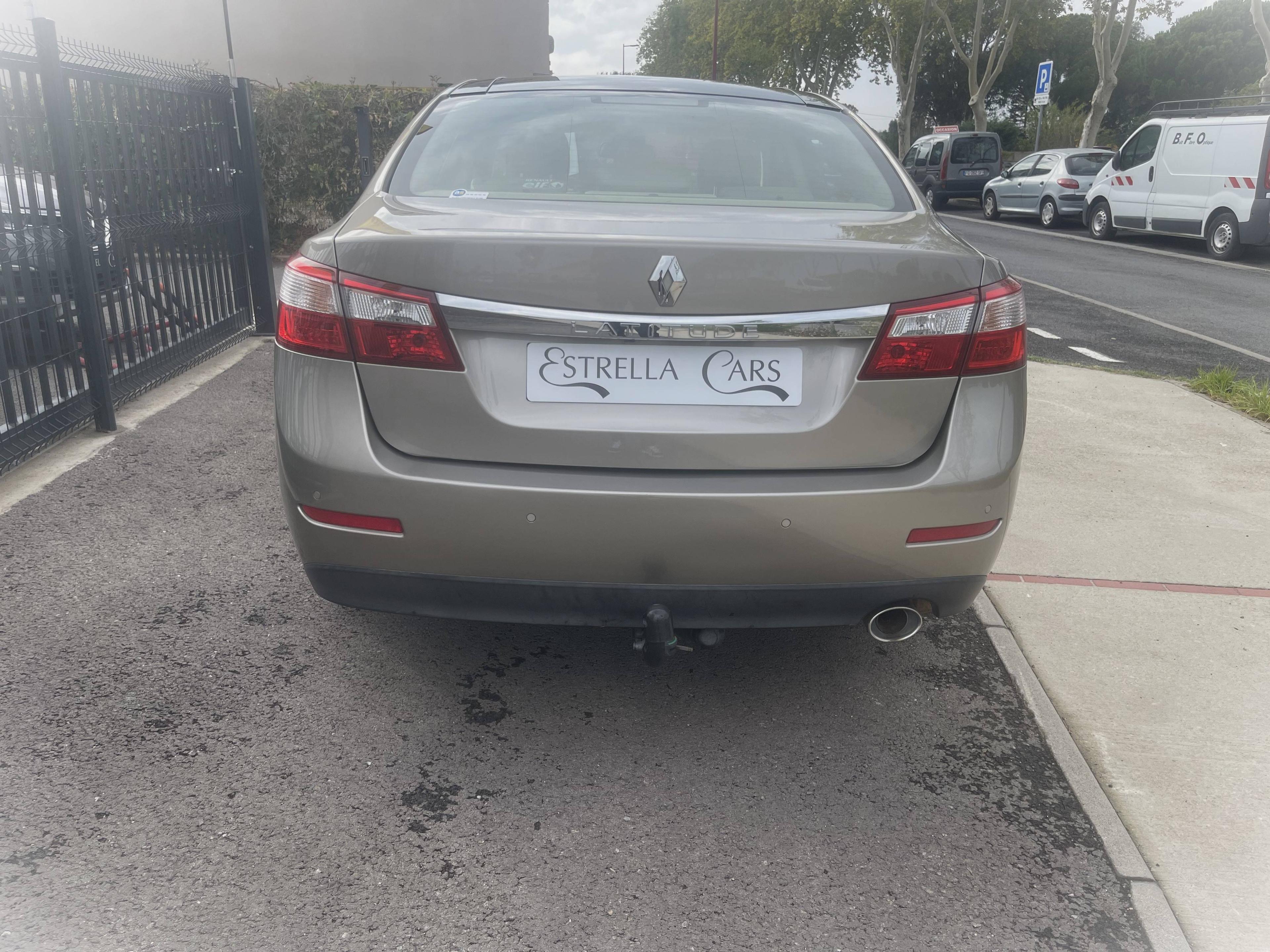 RENAULT RENAULT LATITUDE