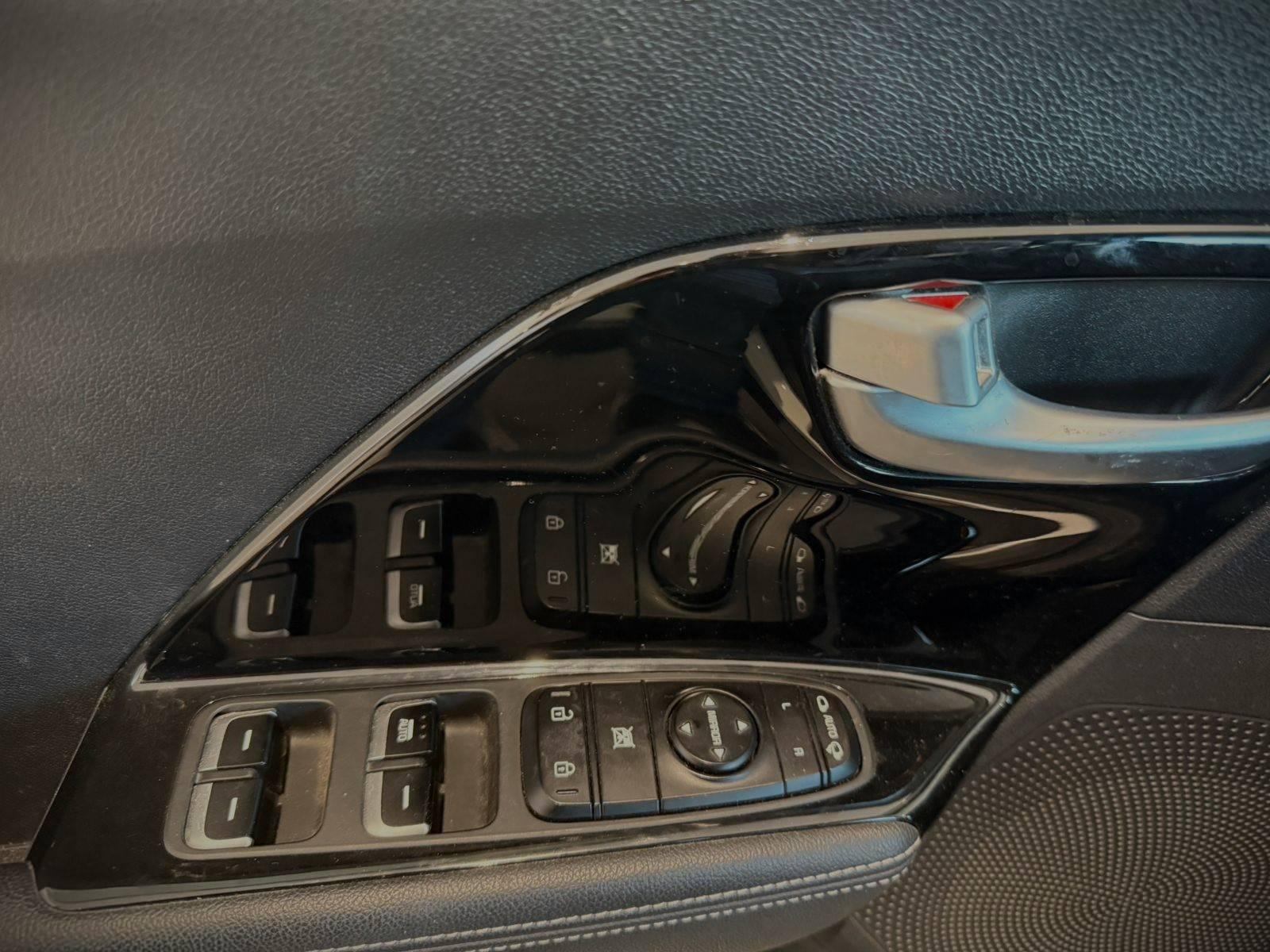 KIA NIRO
