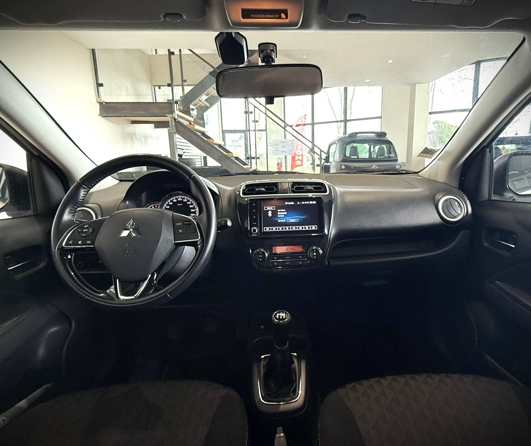 MITSUBISHI SPACE STAR