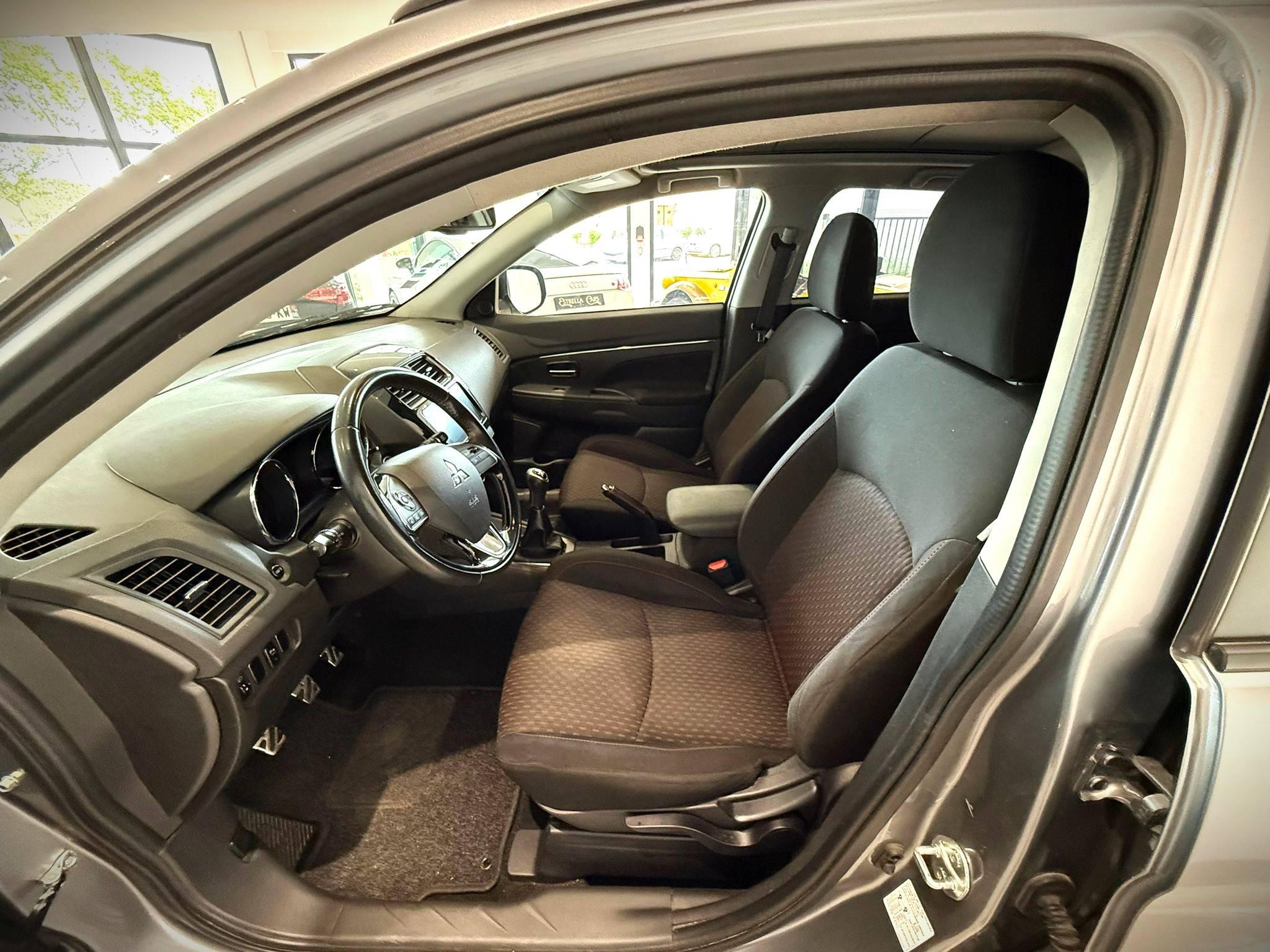 MITSUBISHI ASX