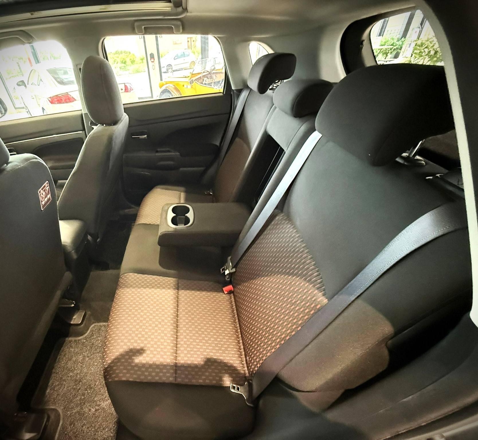 MITSUBISHI ASX