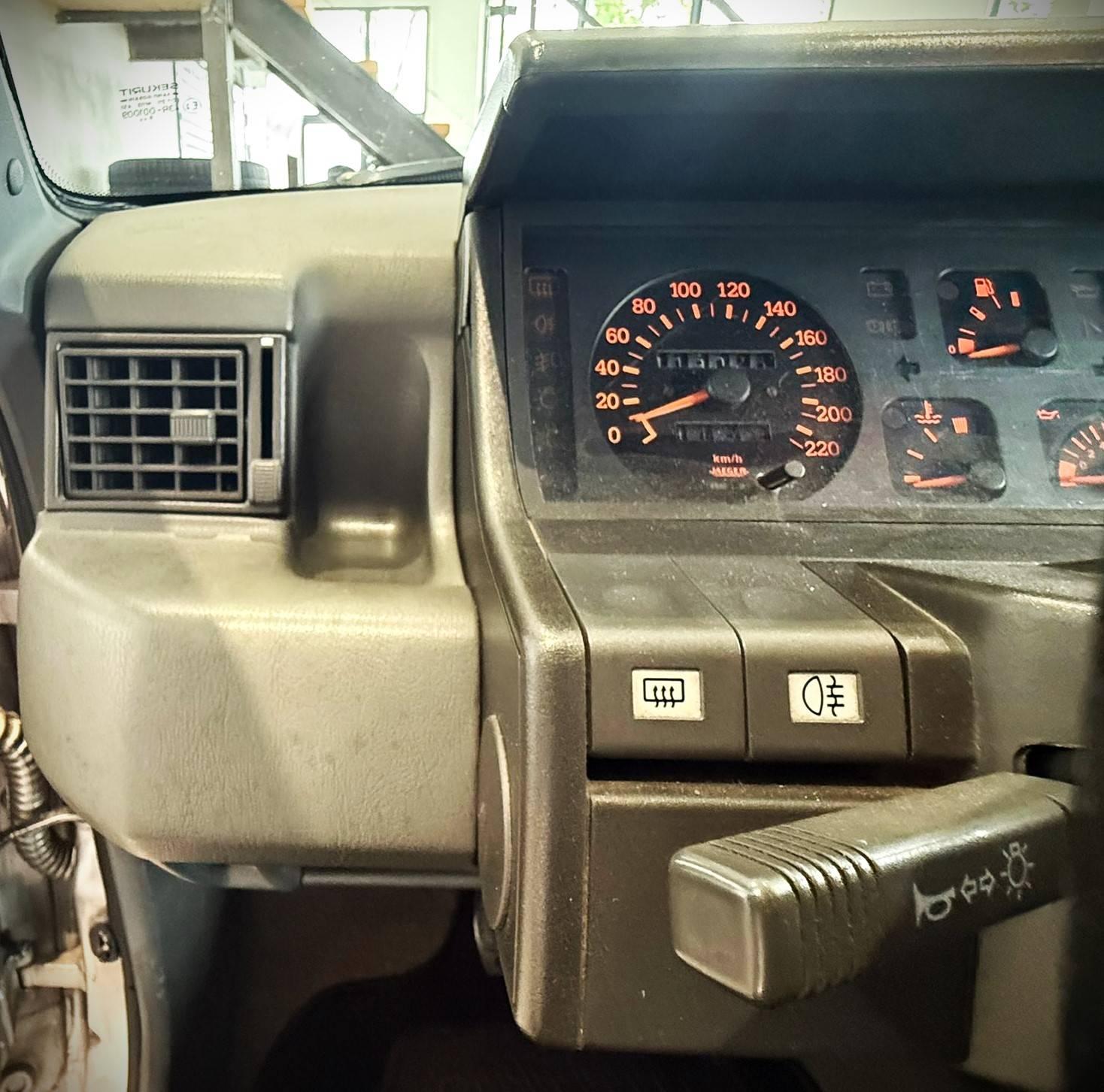 RENAULT RENAULT R5