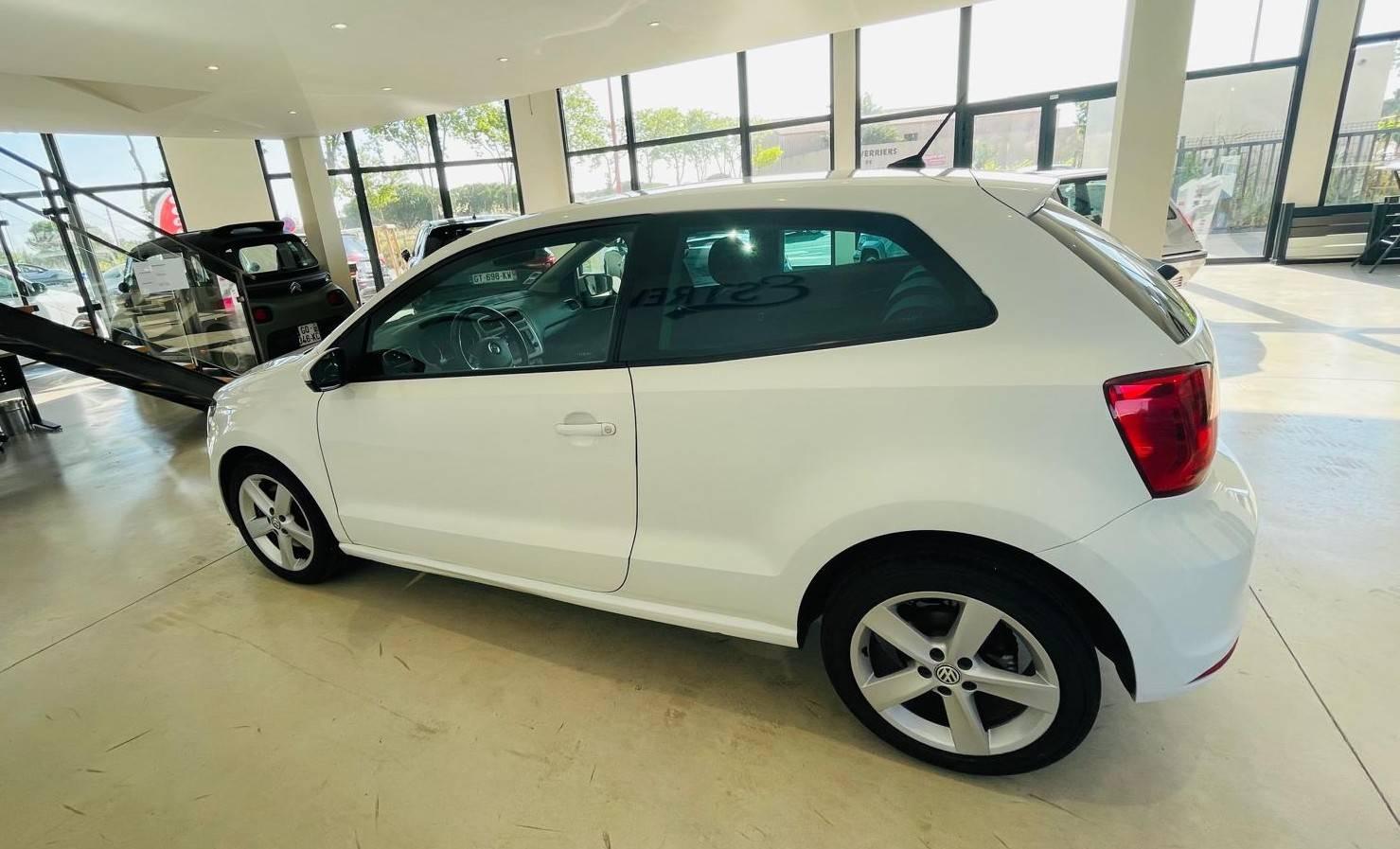 VOLKSWAGEN VOLKSWAGEN POLO