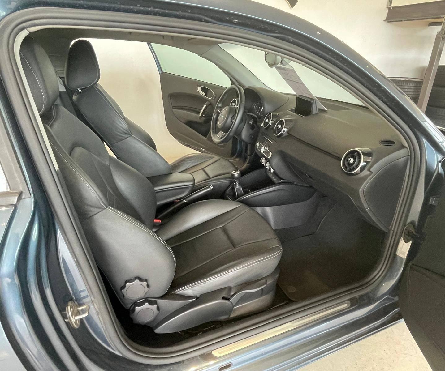 AUDI AUDI A1