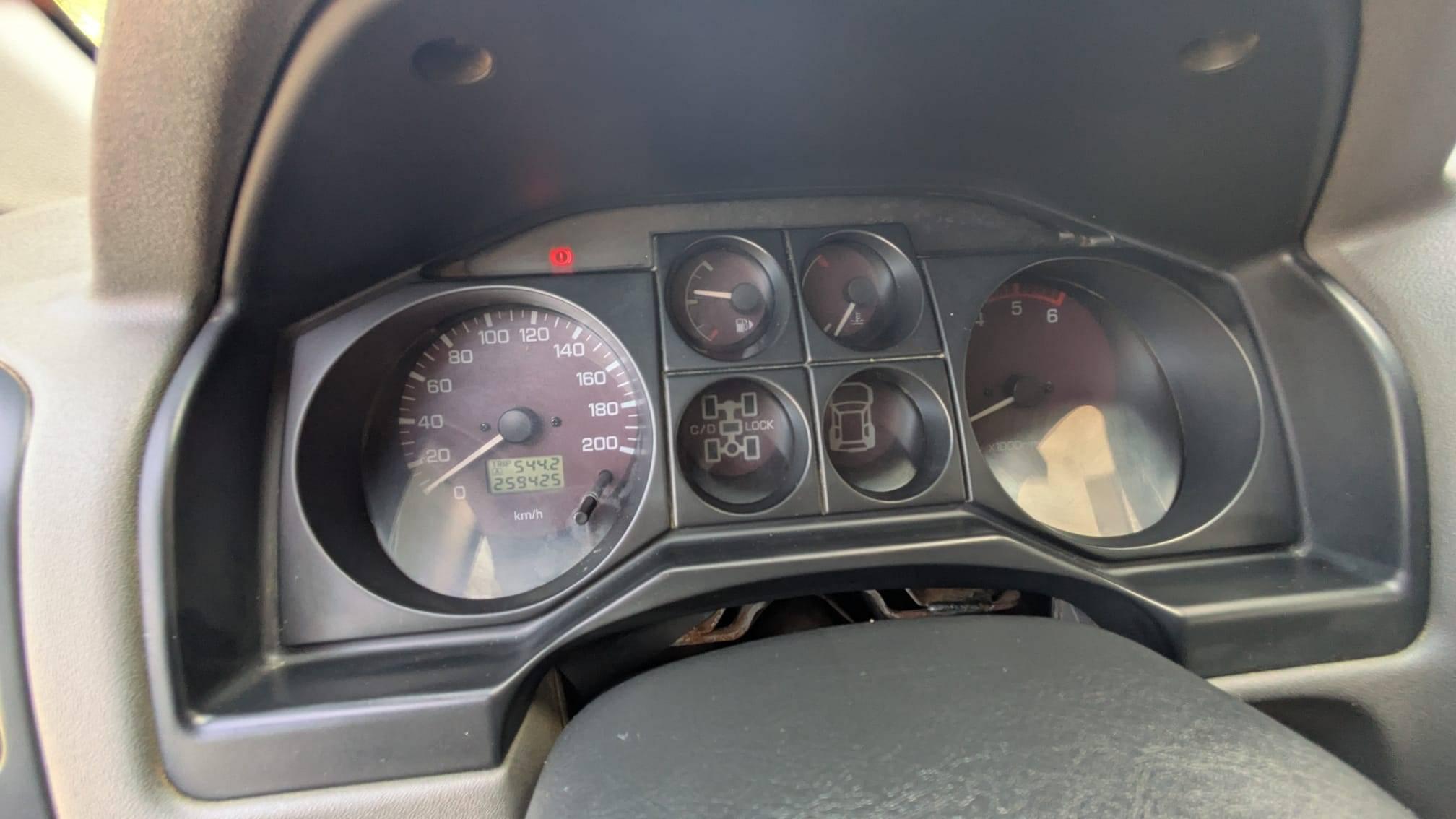 MITSUBISHI PAJERO