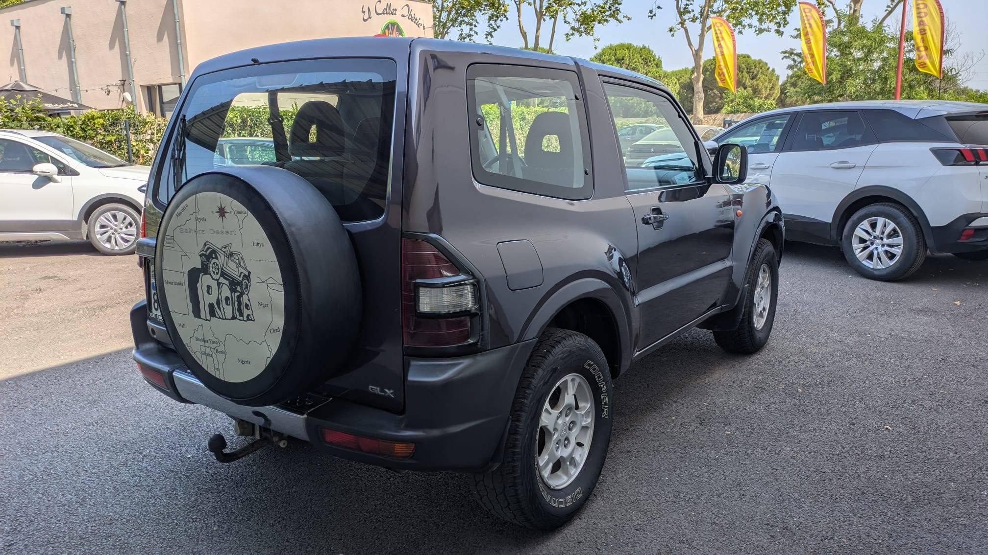 MITSUBISHI PAJERO