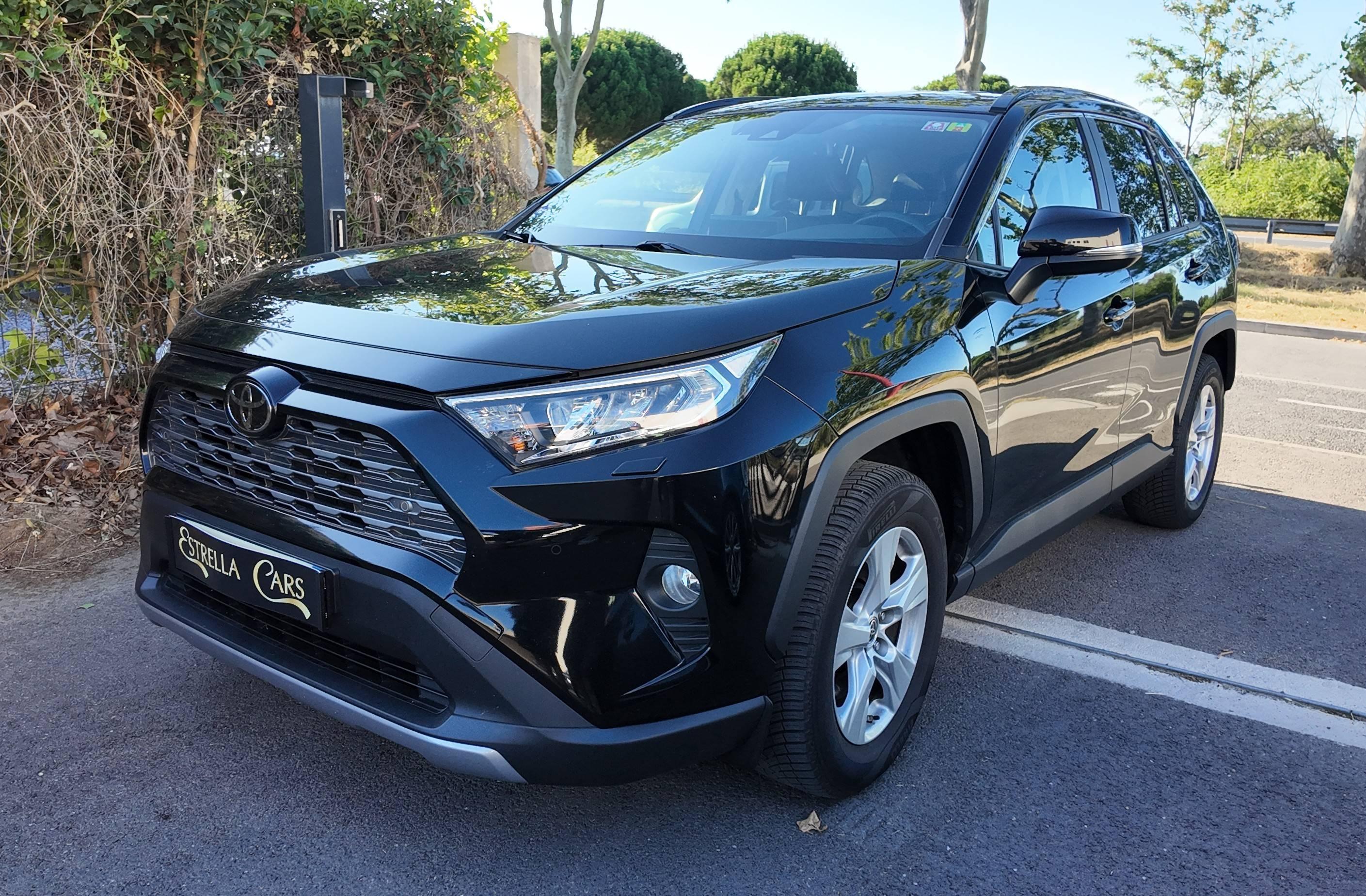 TOYOTA RAV4