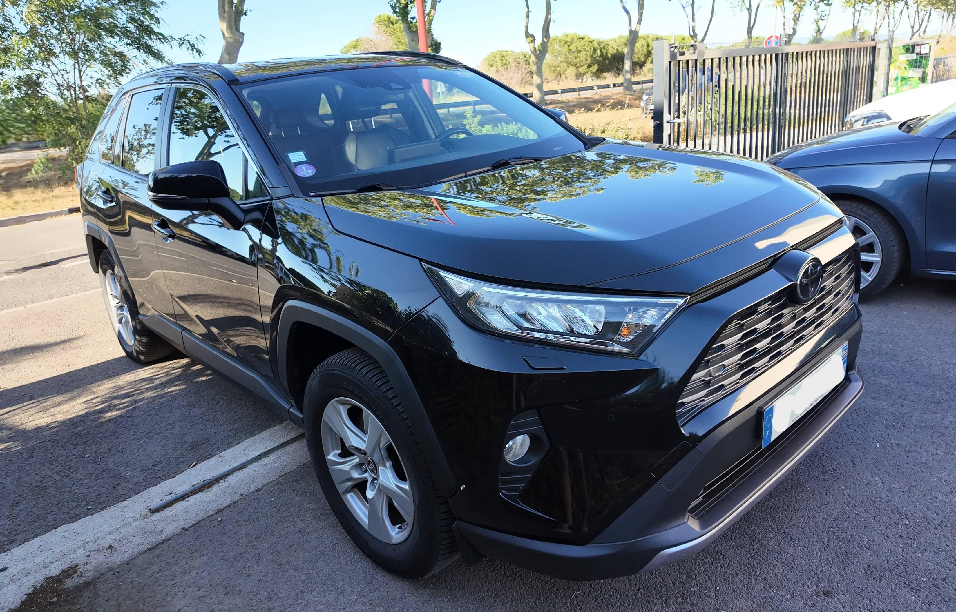TOYOTA RAV4