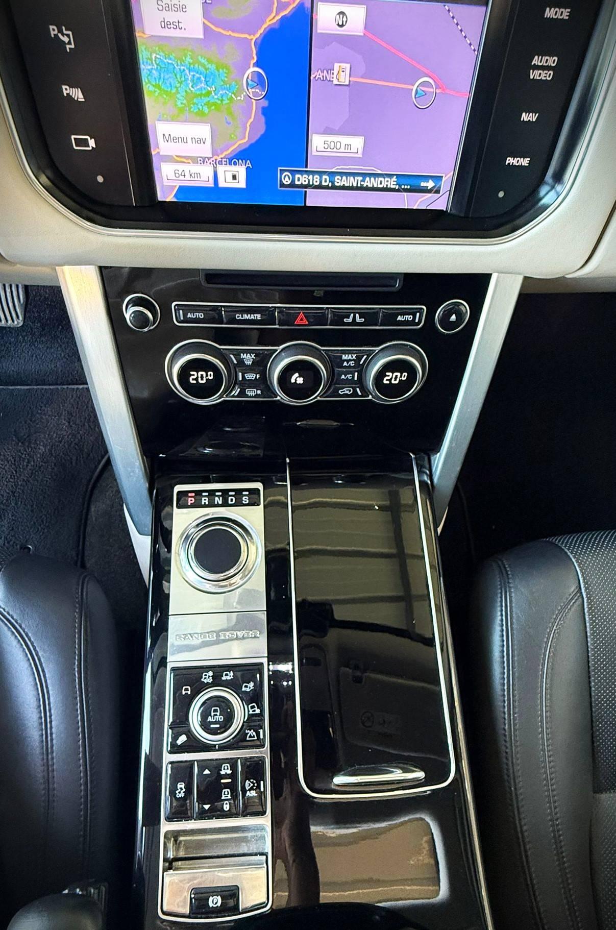 LAND-ROVER RANGE ROVER