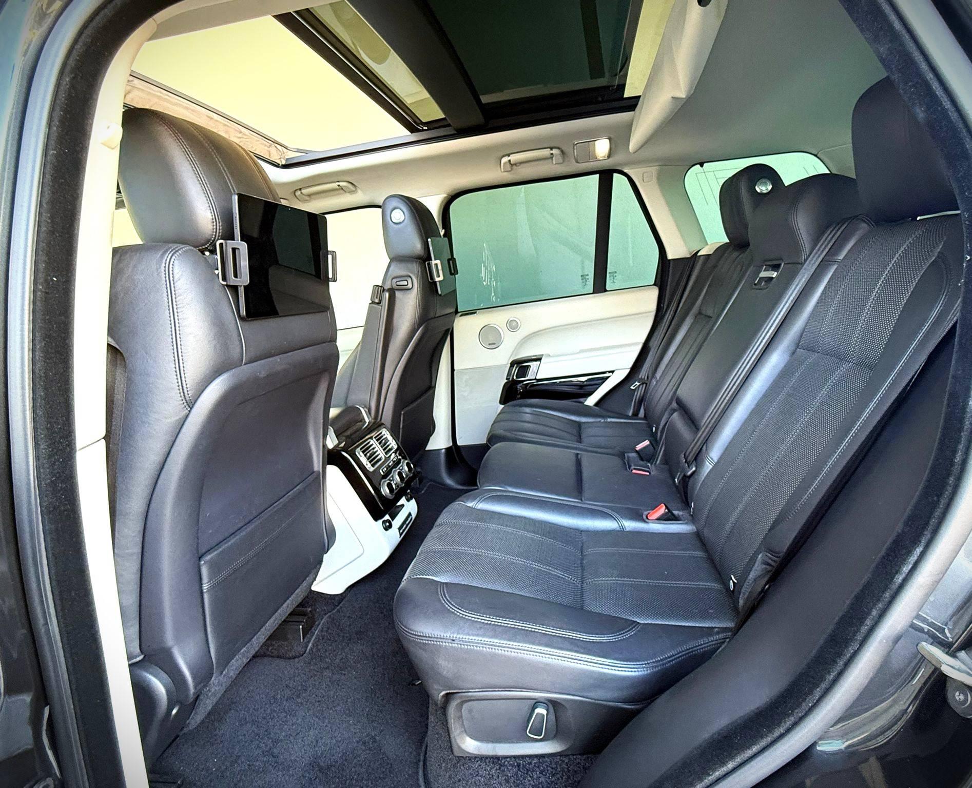 LAND-ROVER RANGE ROVER