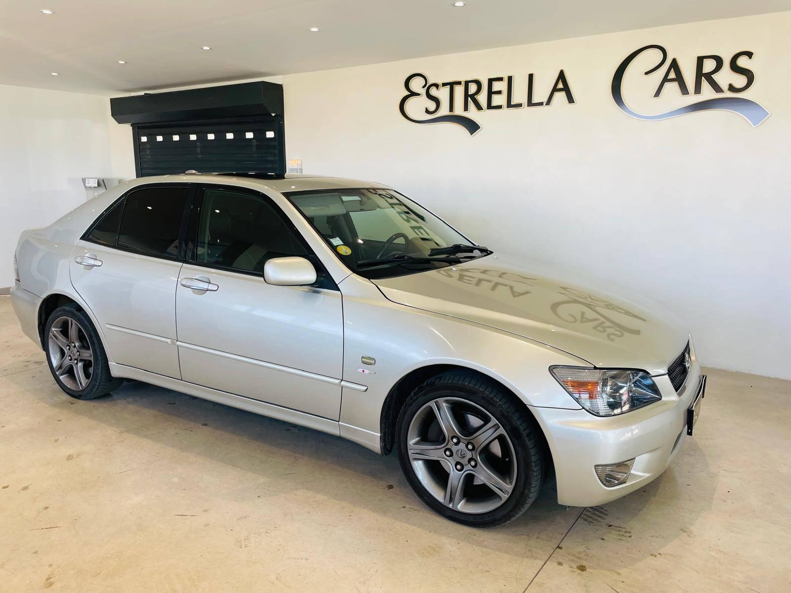 LEXUS IS