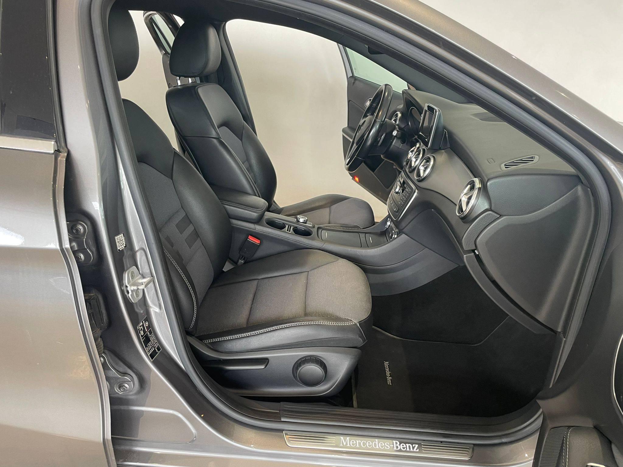 MERCEDES-BENZ CLASSE GLA