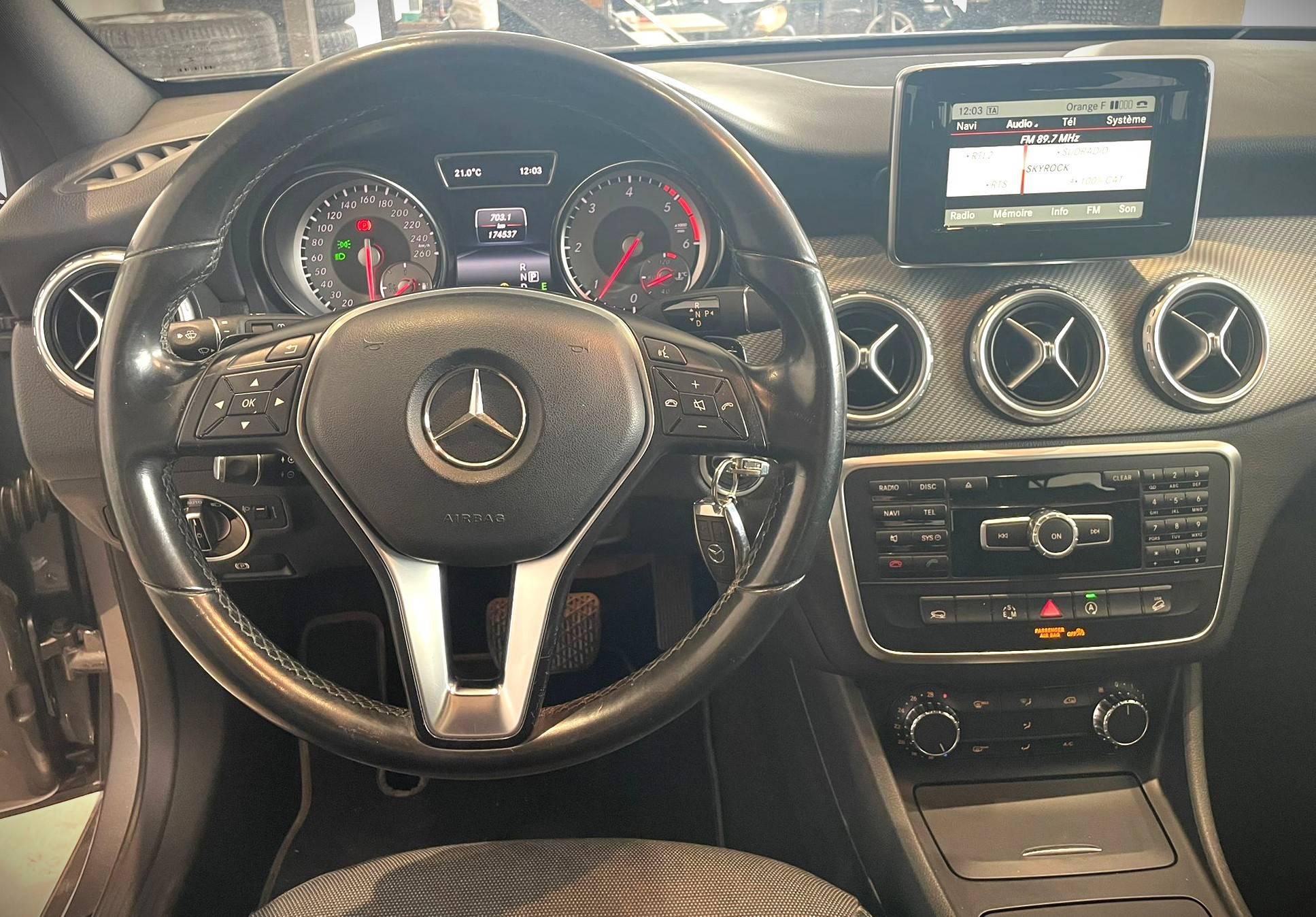 MERCEDES-BENZ CLASSE GLA