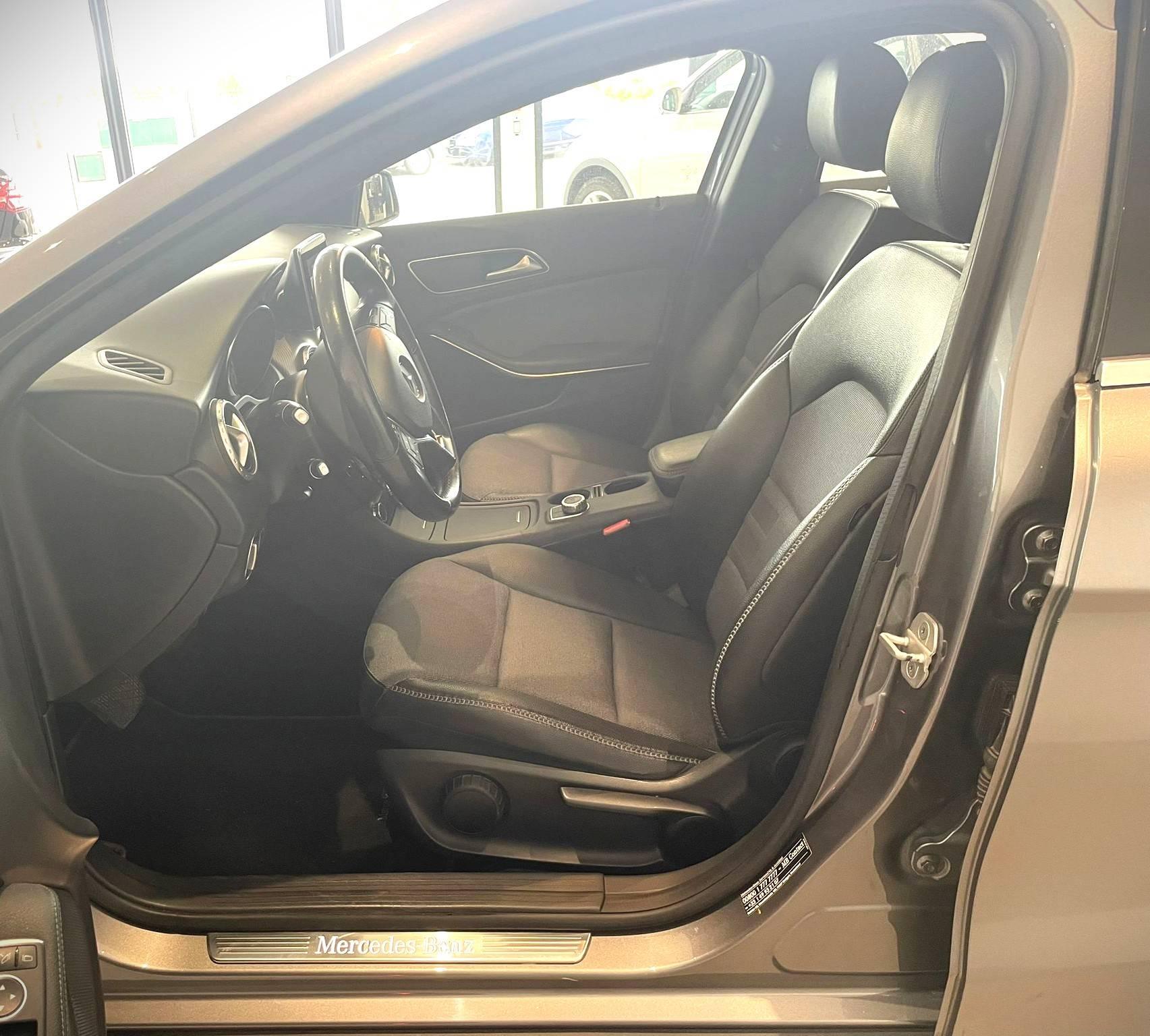 MERCEDES-BENZ CLASSE GLA