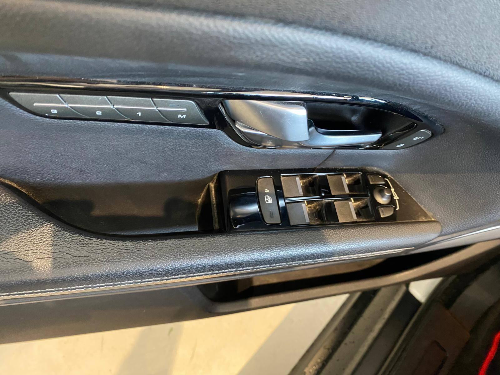 LAND-ROVER EVOQUE CABRIOLET