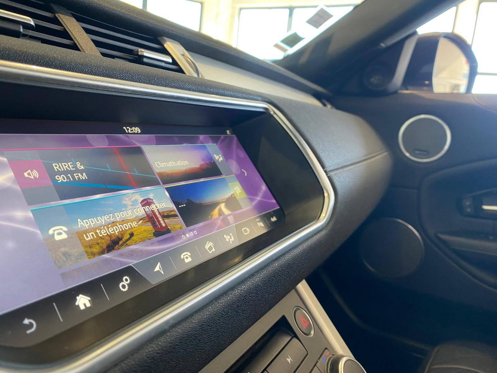 LAND-ROVER EVOQUE CABRIOLET