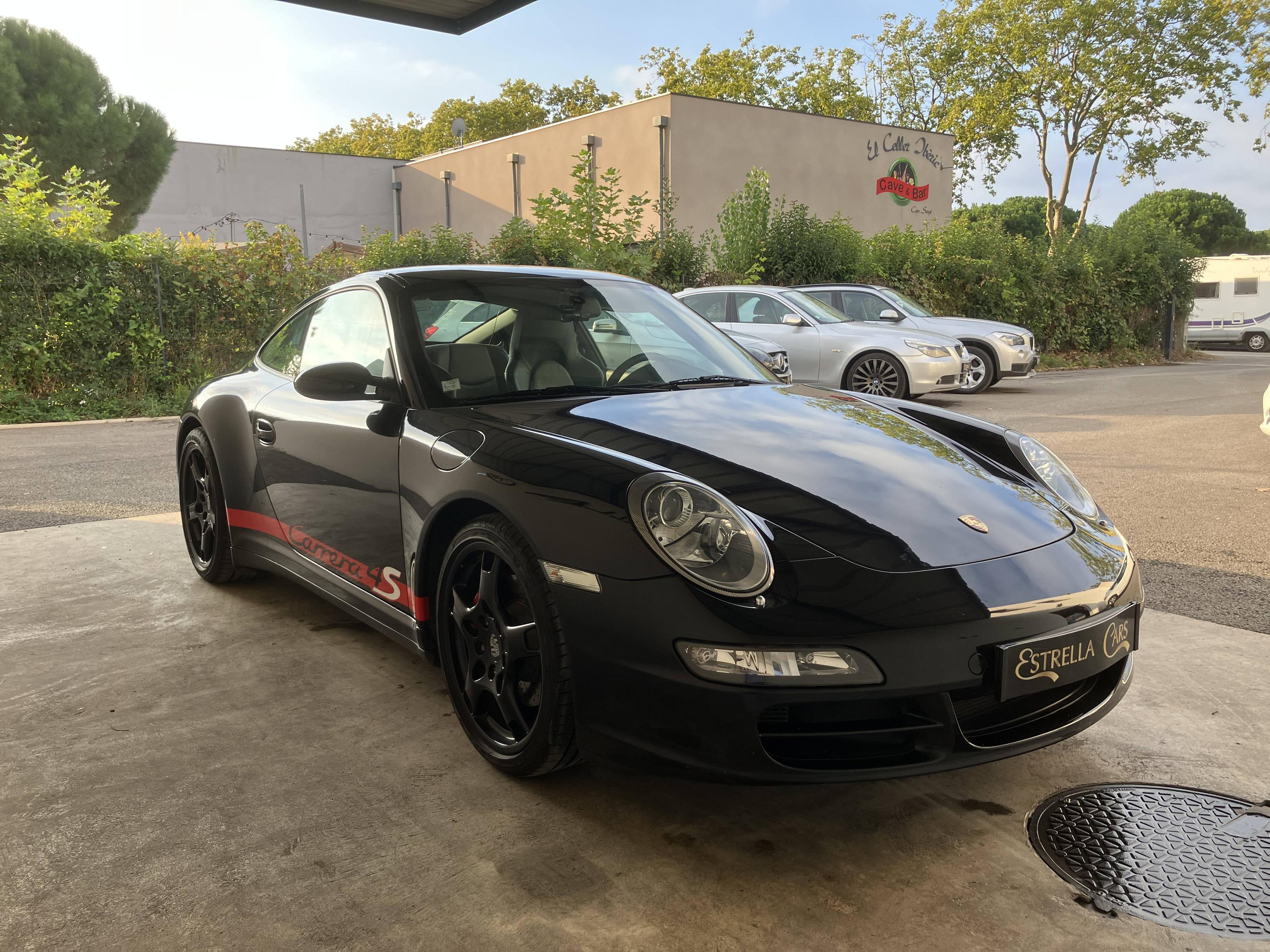 PORSCHE PORSCHE 911