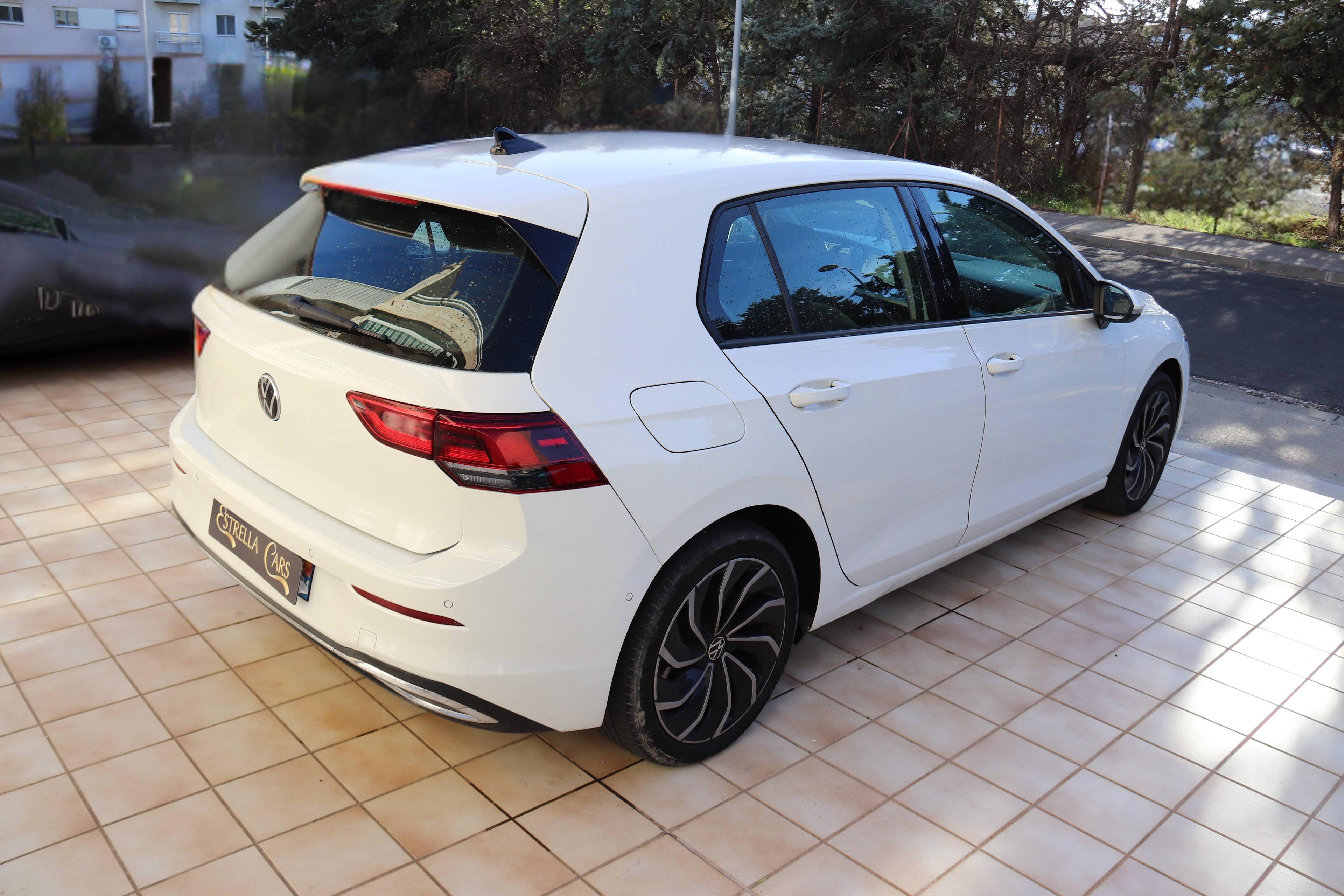 VOLKSWAGEN GOLF VIII