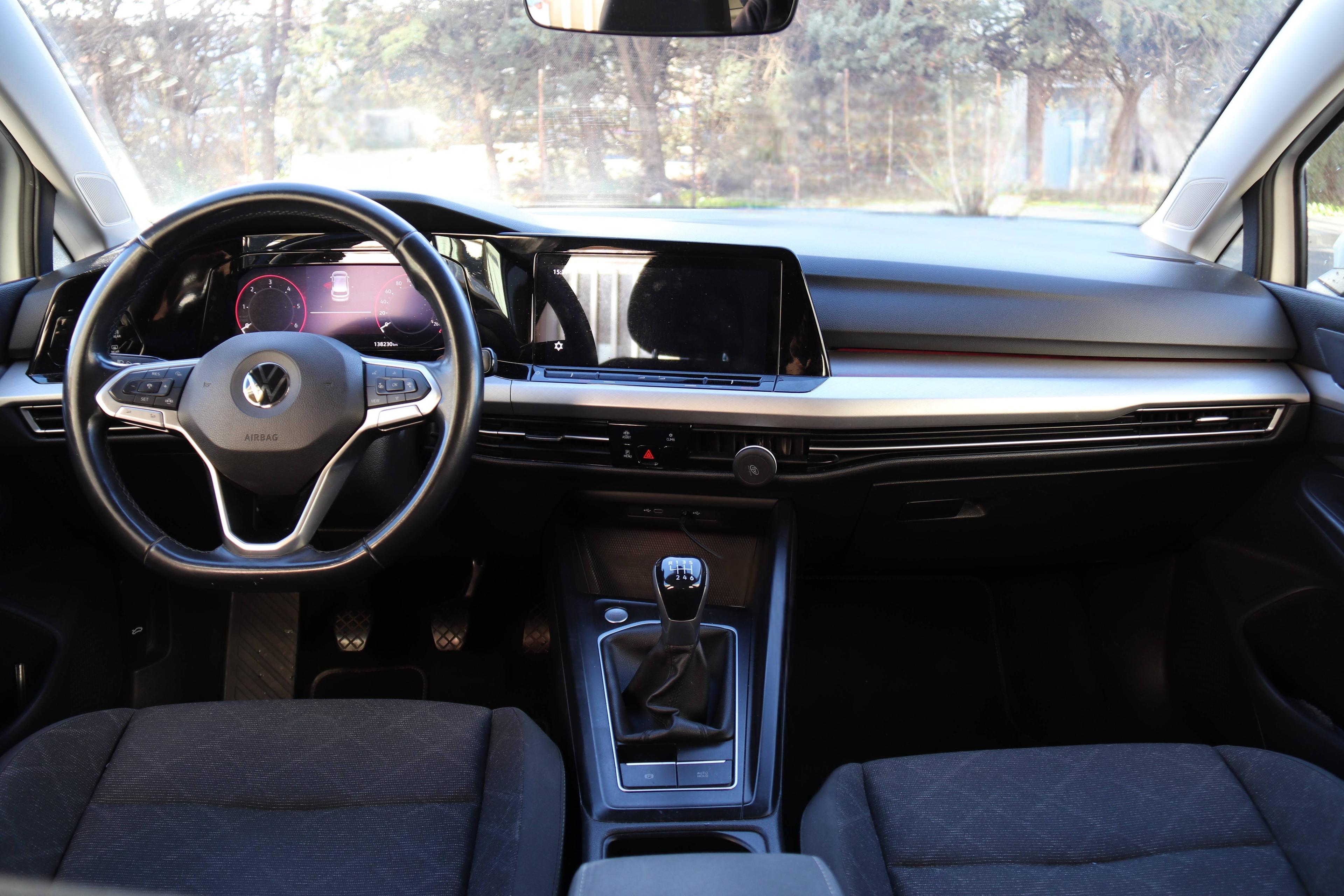 VOLKSWAGEN GOLF VIII