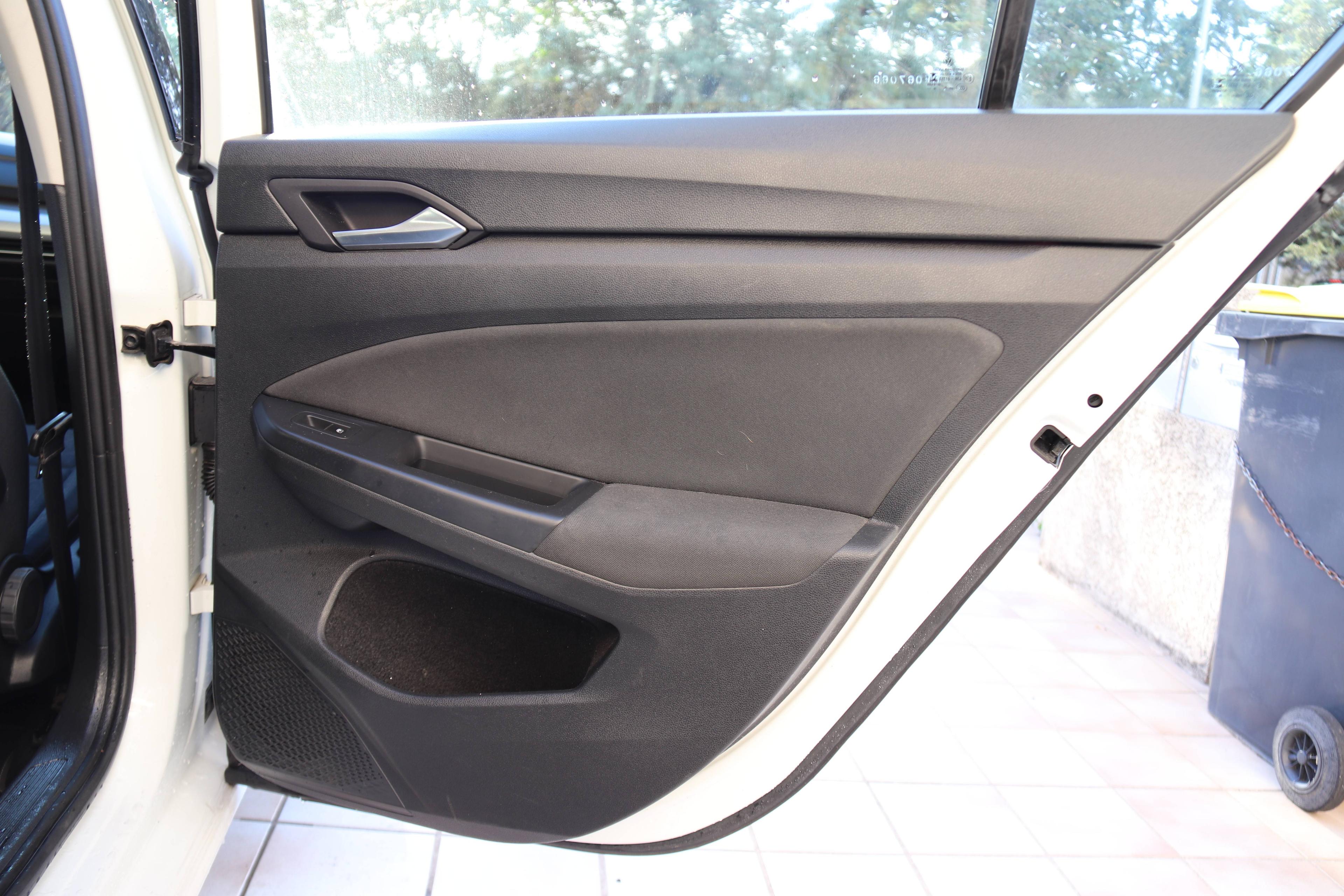 VOLKSWAGEN GOLF VIII