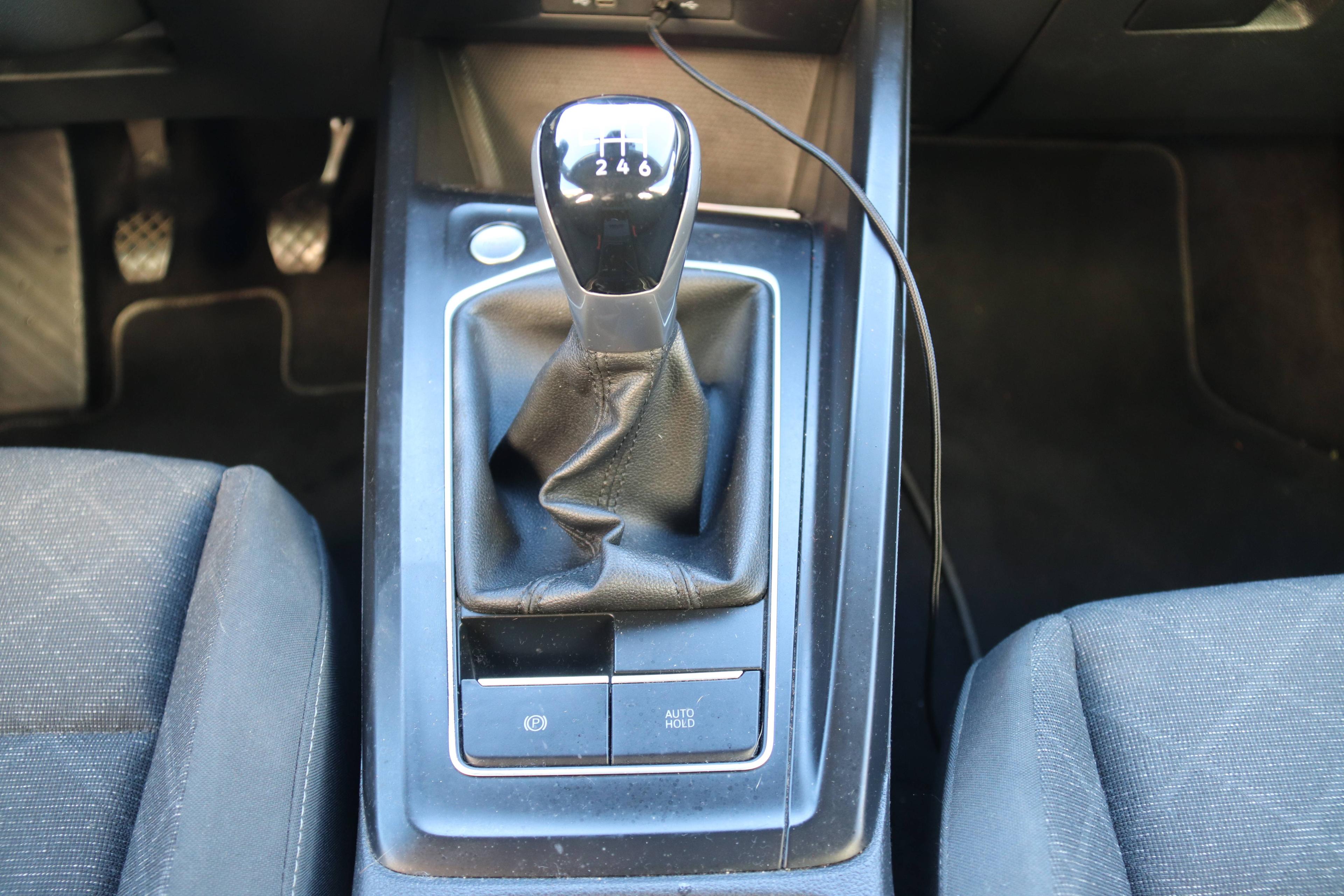 VOLKSWAGEN GOLF VIII