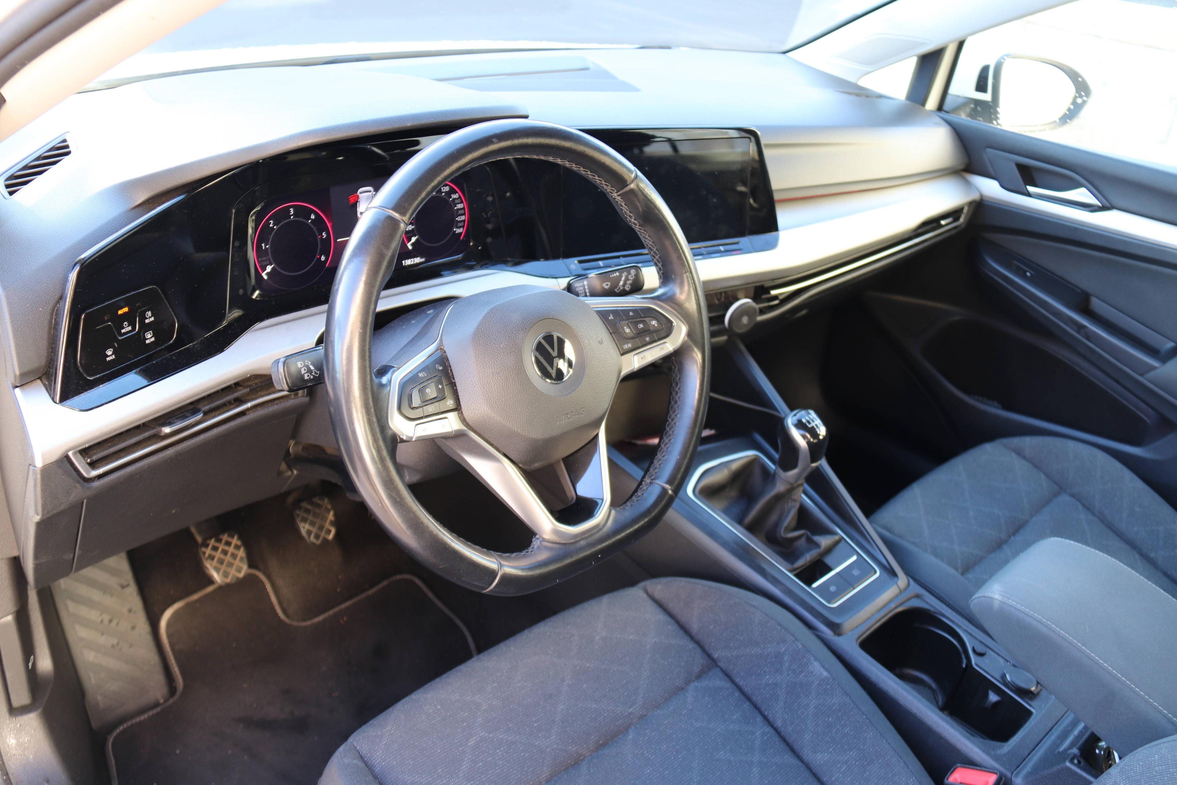 VOLKSWAGEN GOLF VIII