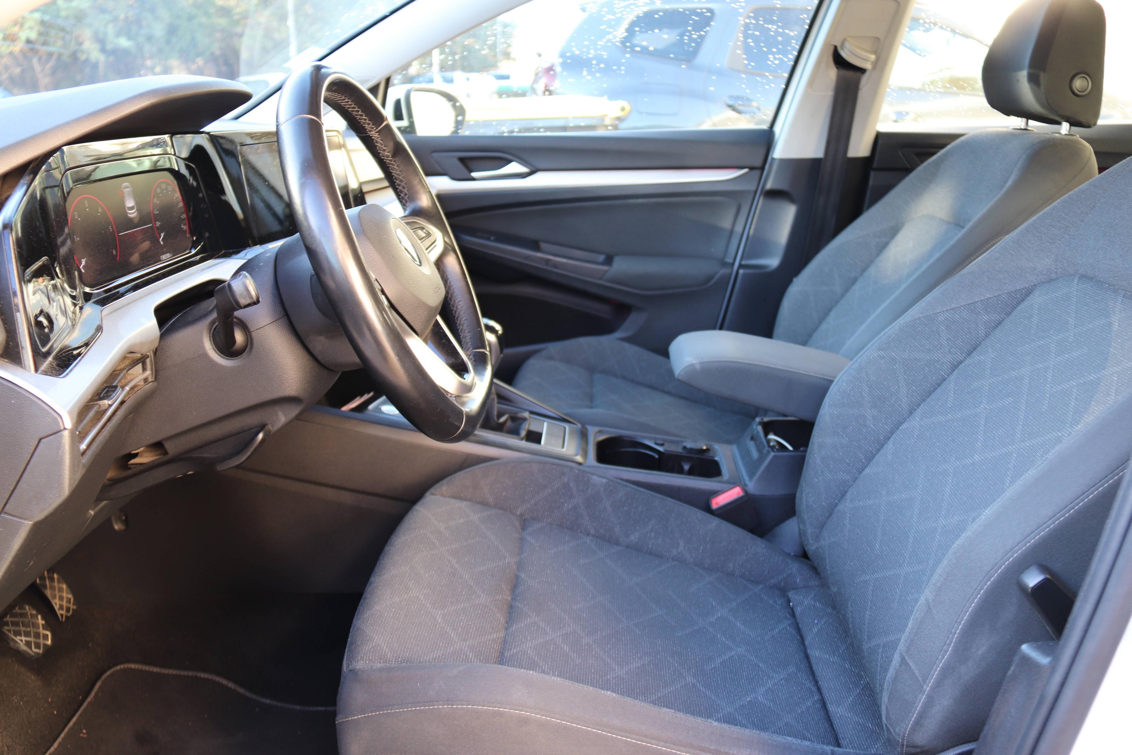 VOLKSWAGEN GOLF VIII