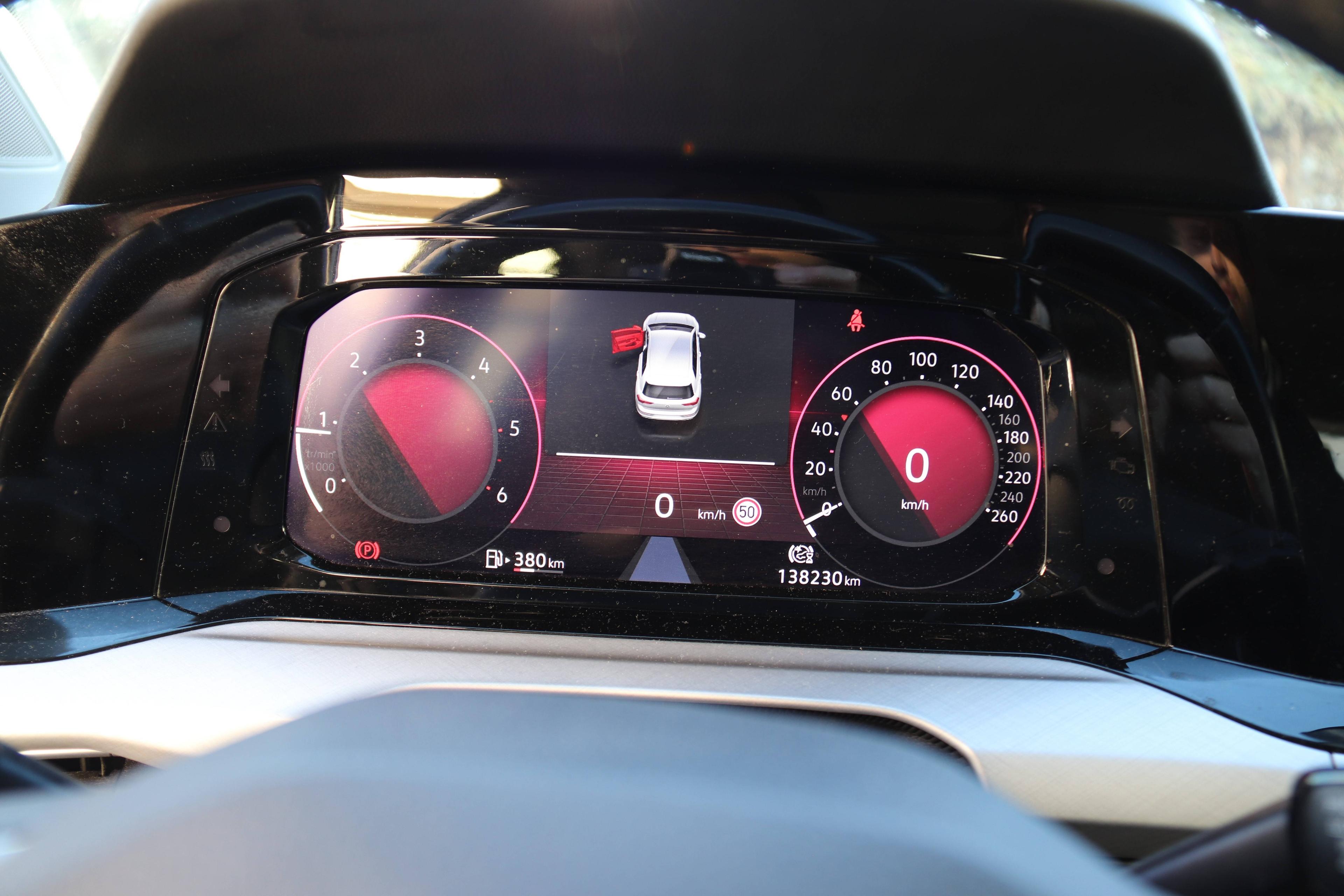 VOLKSWAGEN GOLF VIII